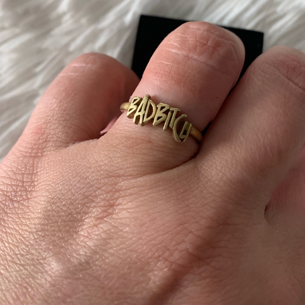 Verameat Badbitch graffiti ring gold brass